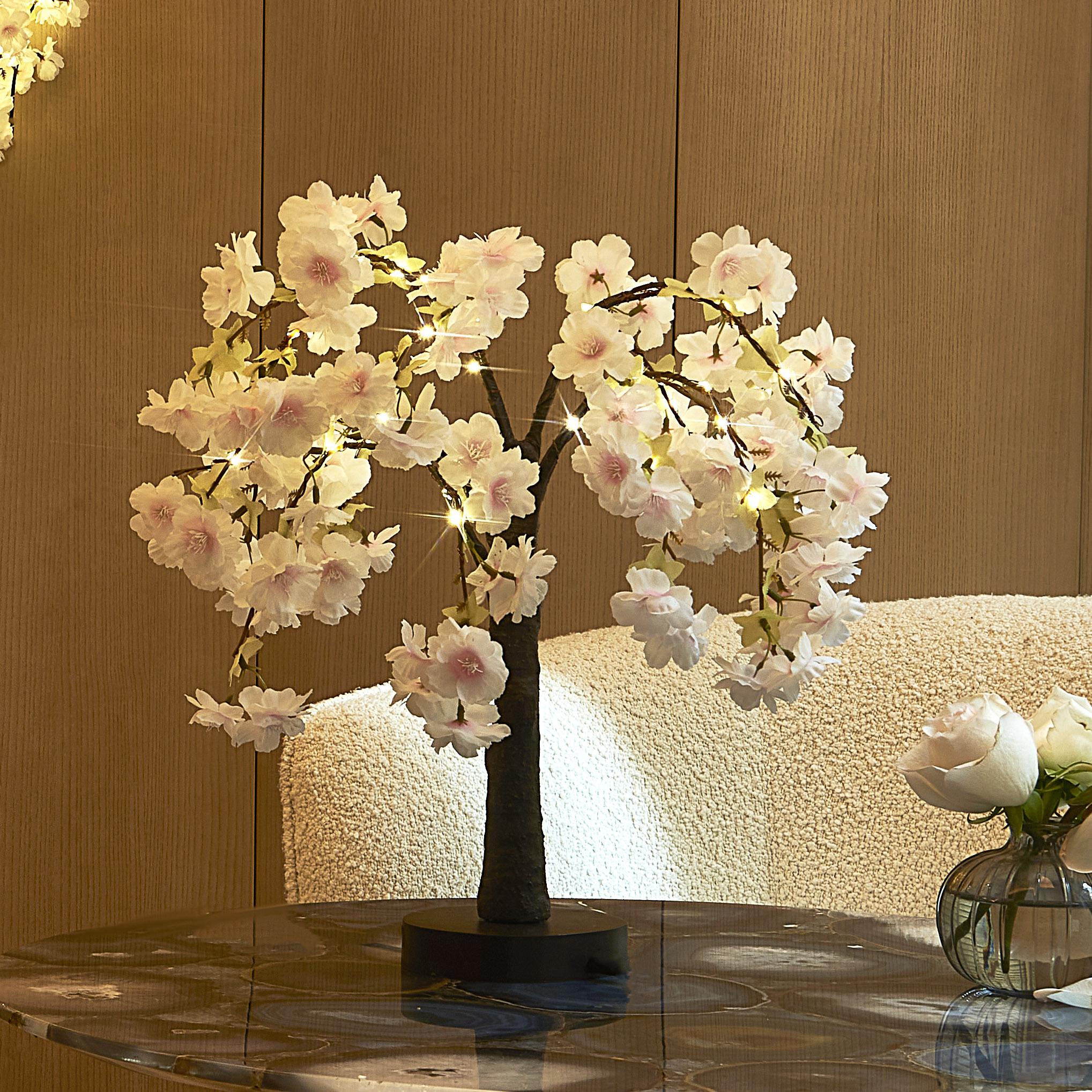 Romantic Cherry Blossom Tree LED Decorative Light, With Simulated Petals And Soft, Warm Light, Perfect For Taking Photos In The Living Room Or Bedroom During Holidays.