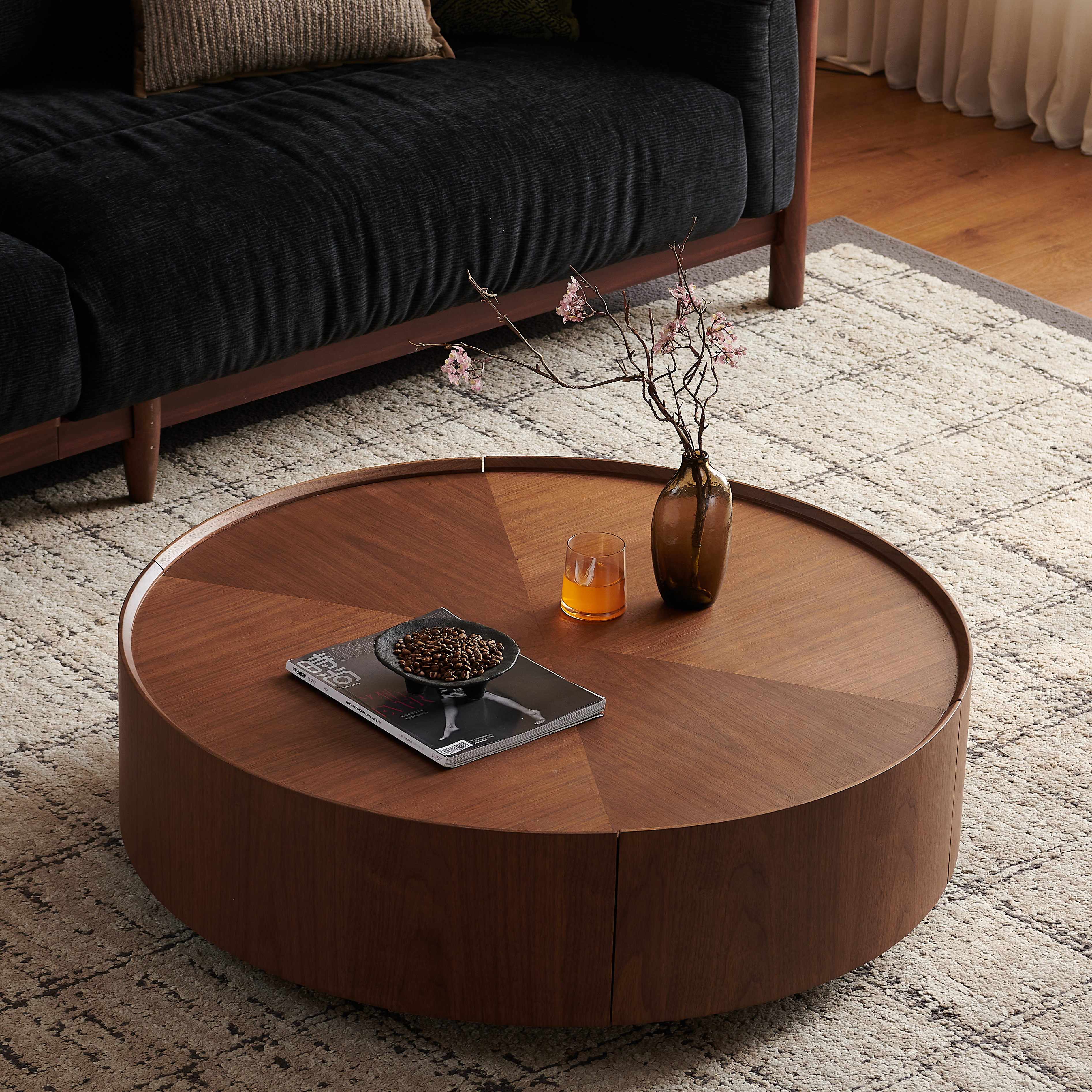 39.3-inch Coffee Tables, Circular Walnut Design, Suitable For Living Rooms, Walnut Material, Suitable For Bedrooms, Living Rooms, And Offices