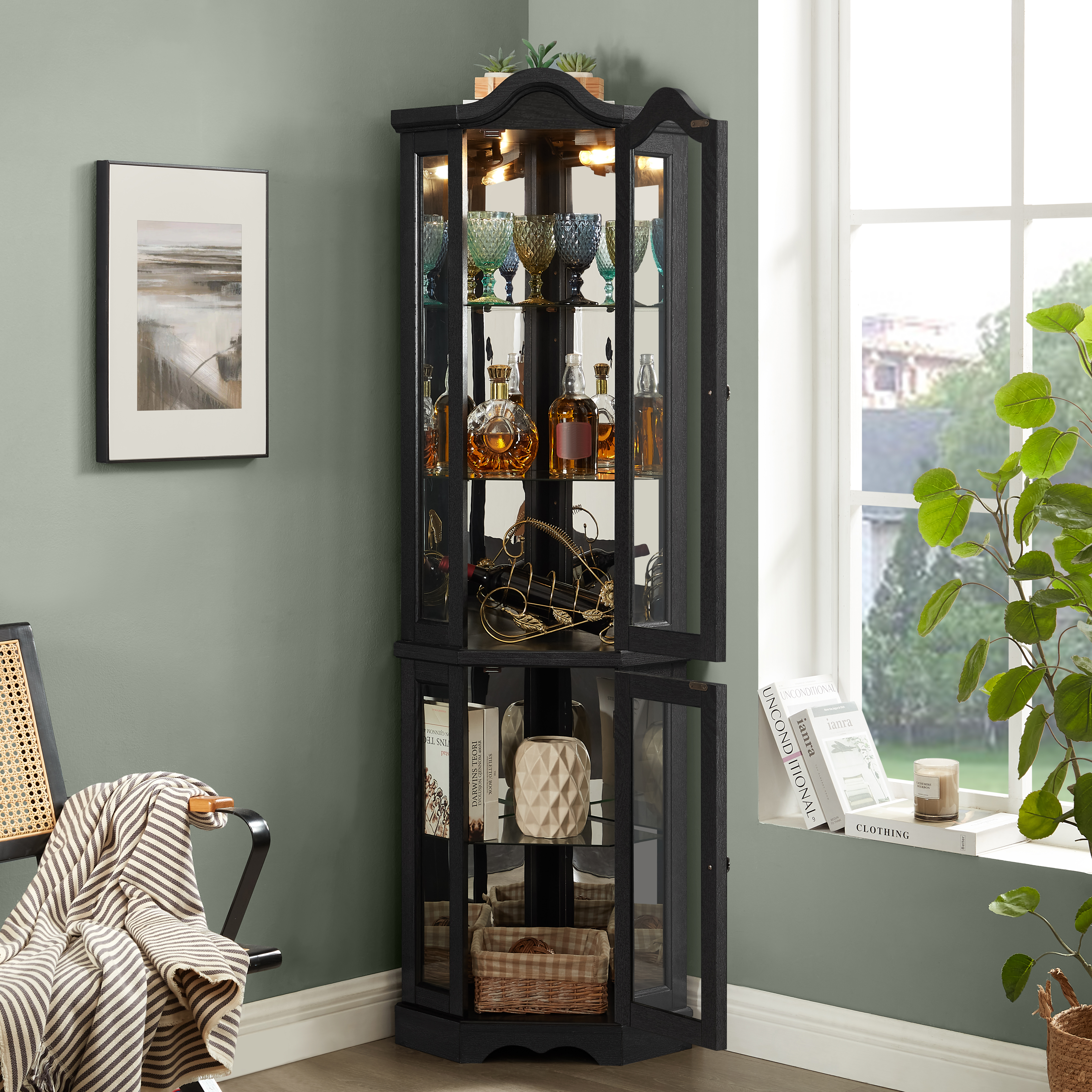 Vitrina esquinera iluminada con puertas y estantes de vidrio templado, Negro