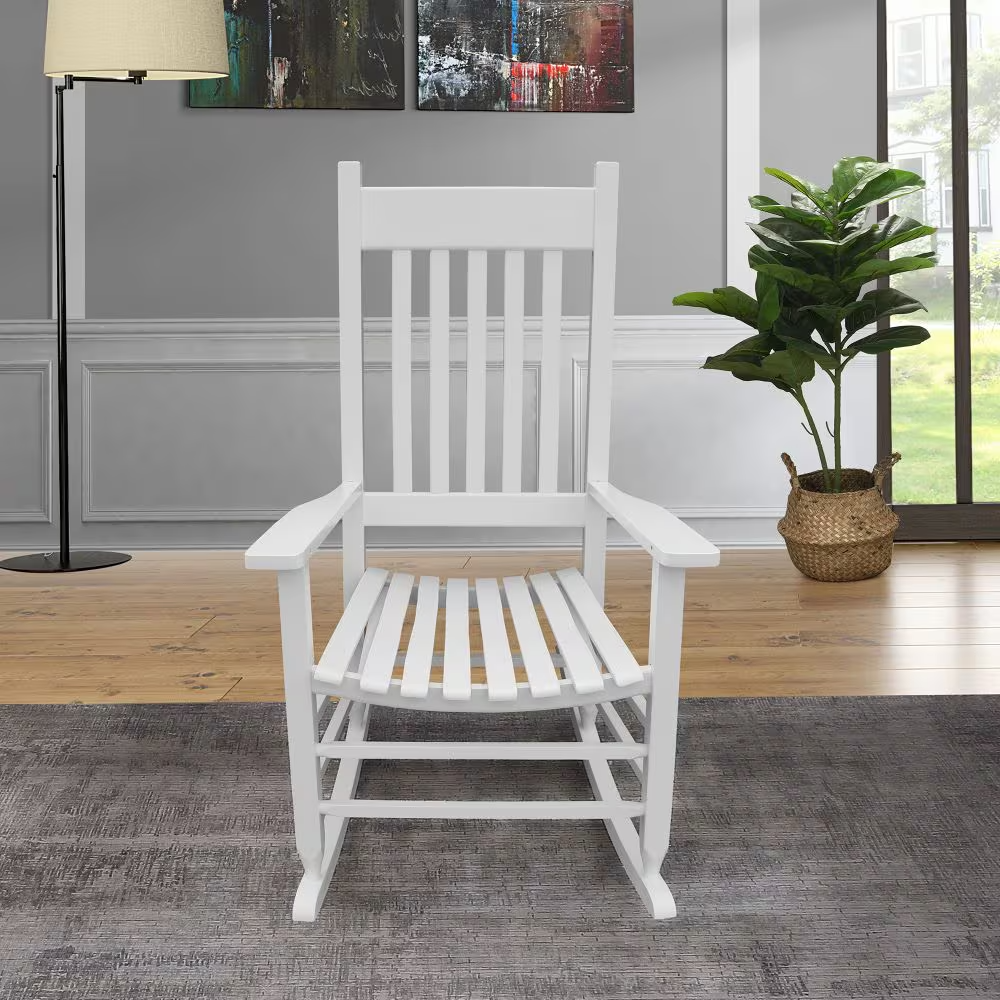 Silla mecedora de porche de madera, blanca.