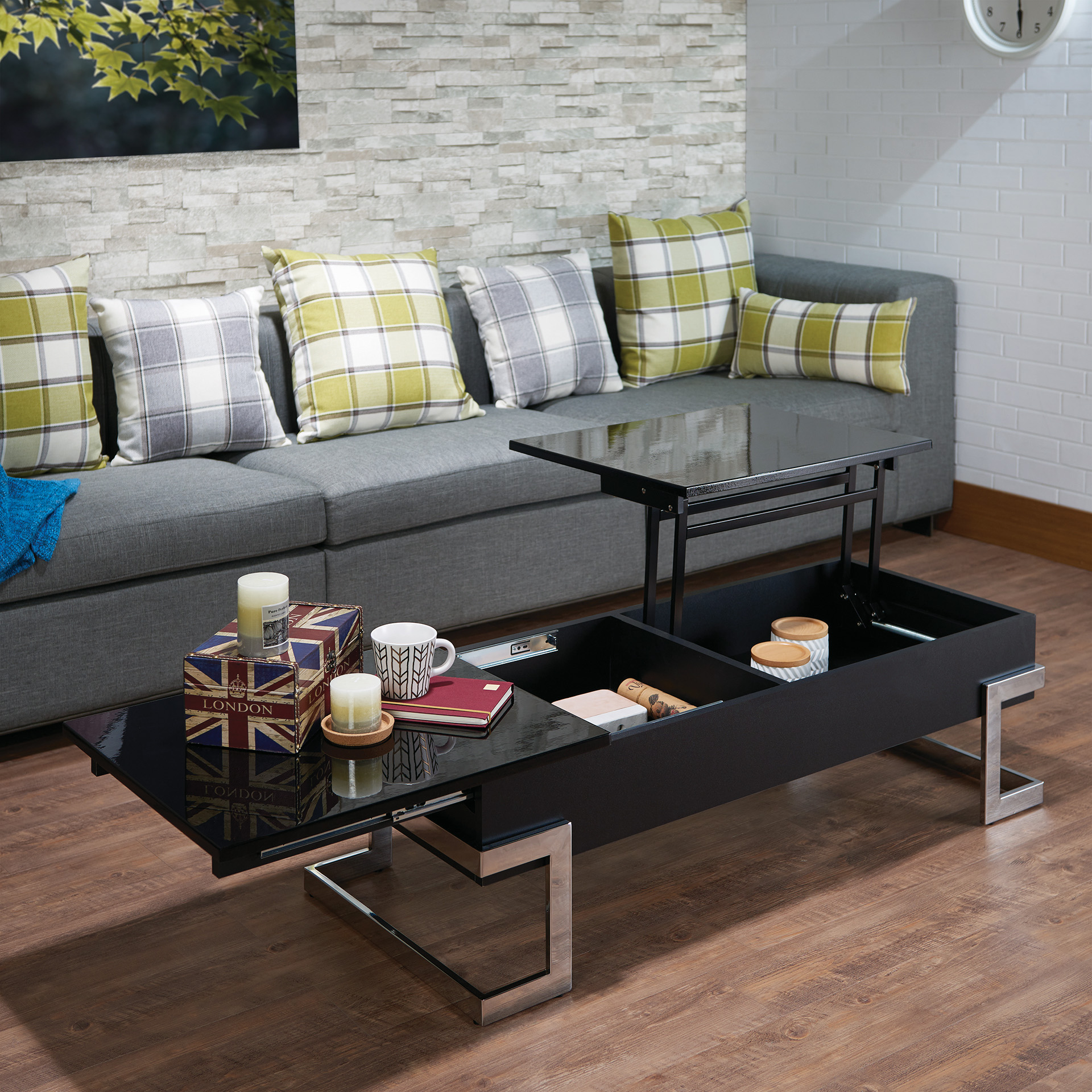 Calmam Black High Gloss & Chrome Finish Coffee Table W  Lift Top
