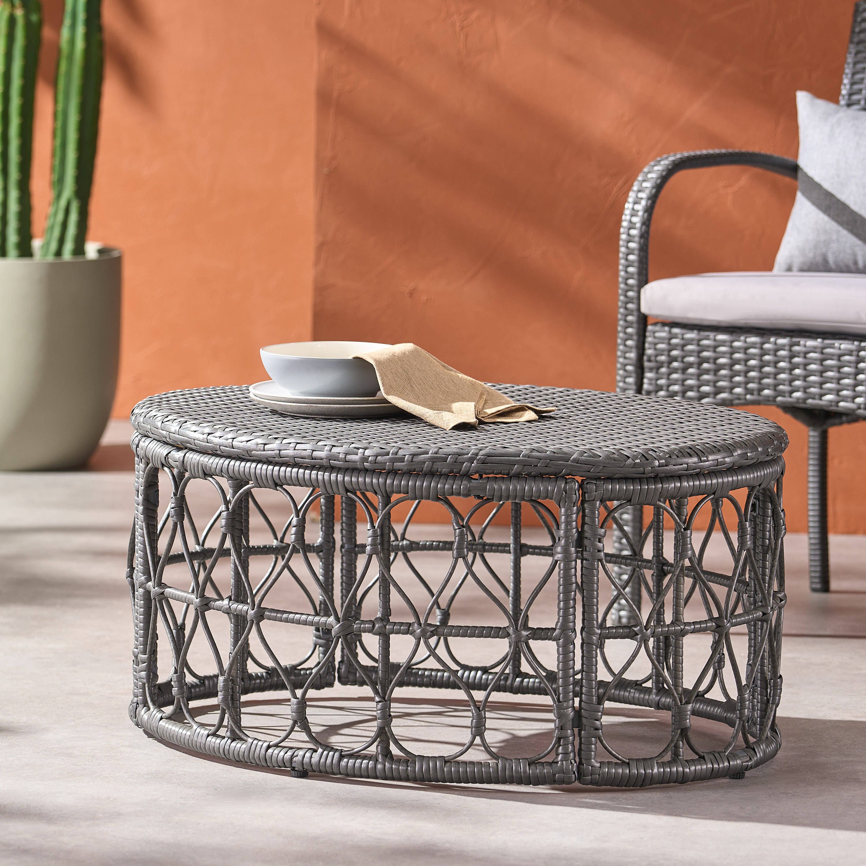 BRUCE COFFEE TABLE