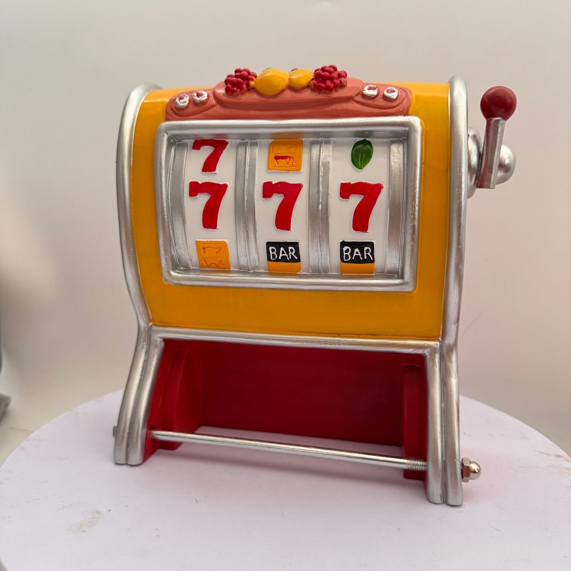 Soporte de papel higiénico con diseño de máquina expendedora