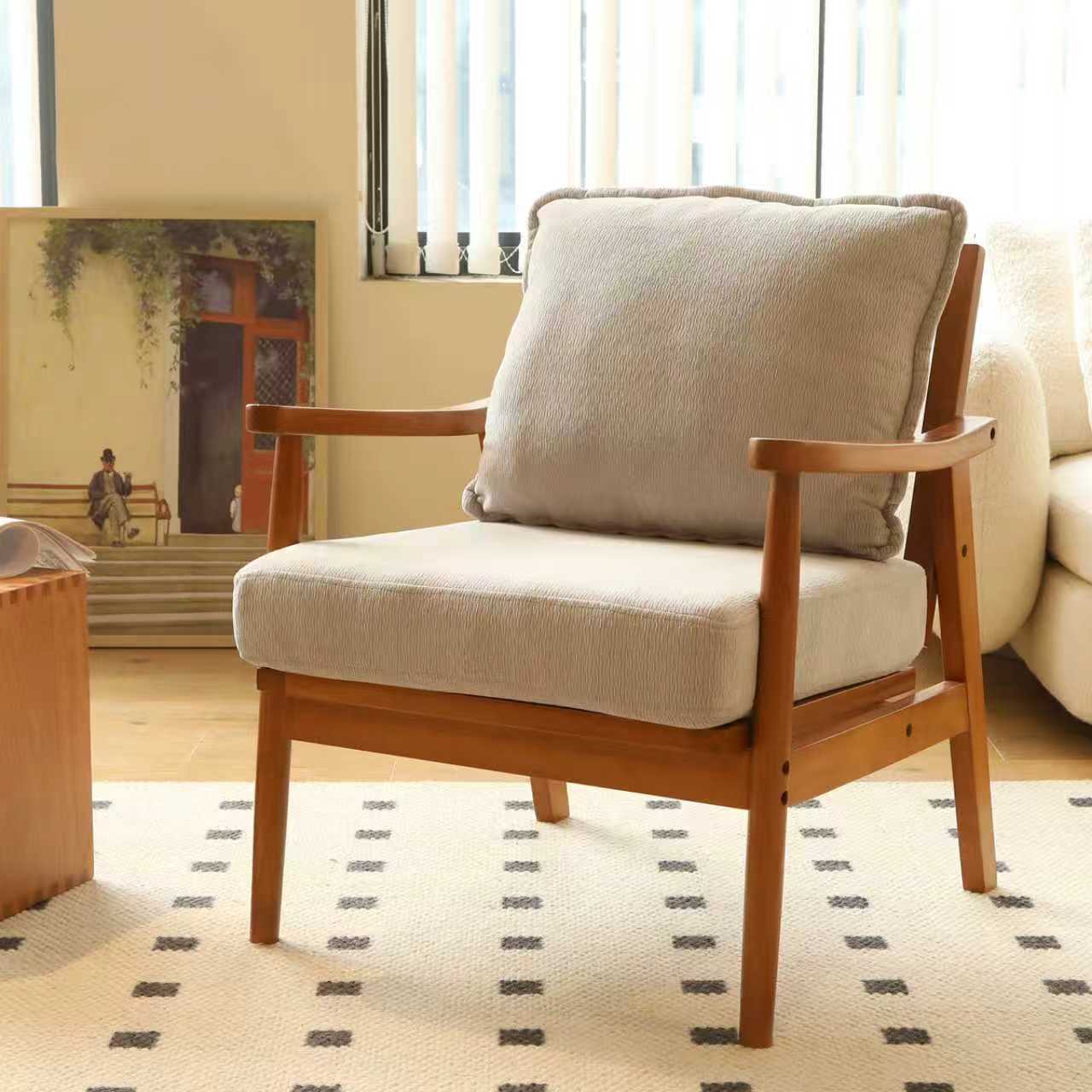 Cute Accent Chair with Solid Wood Frame, Living Room Chair with Soft Fabric Cushion, Cozy Bedroom Chair, Comfy Armchair Reading Chair for Apartment, Waiting Room, Balcony (Grey)