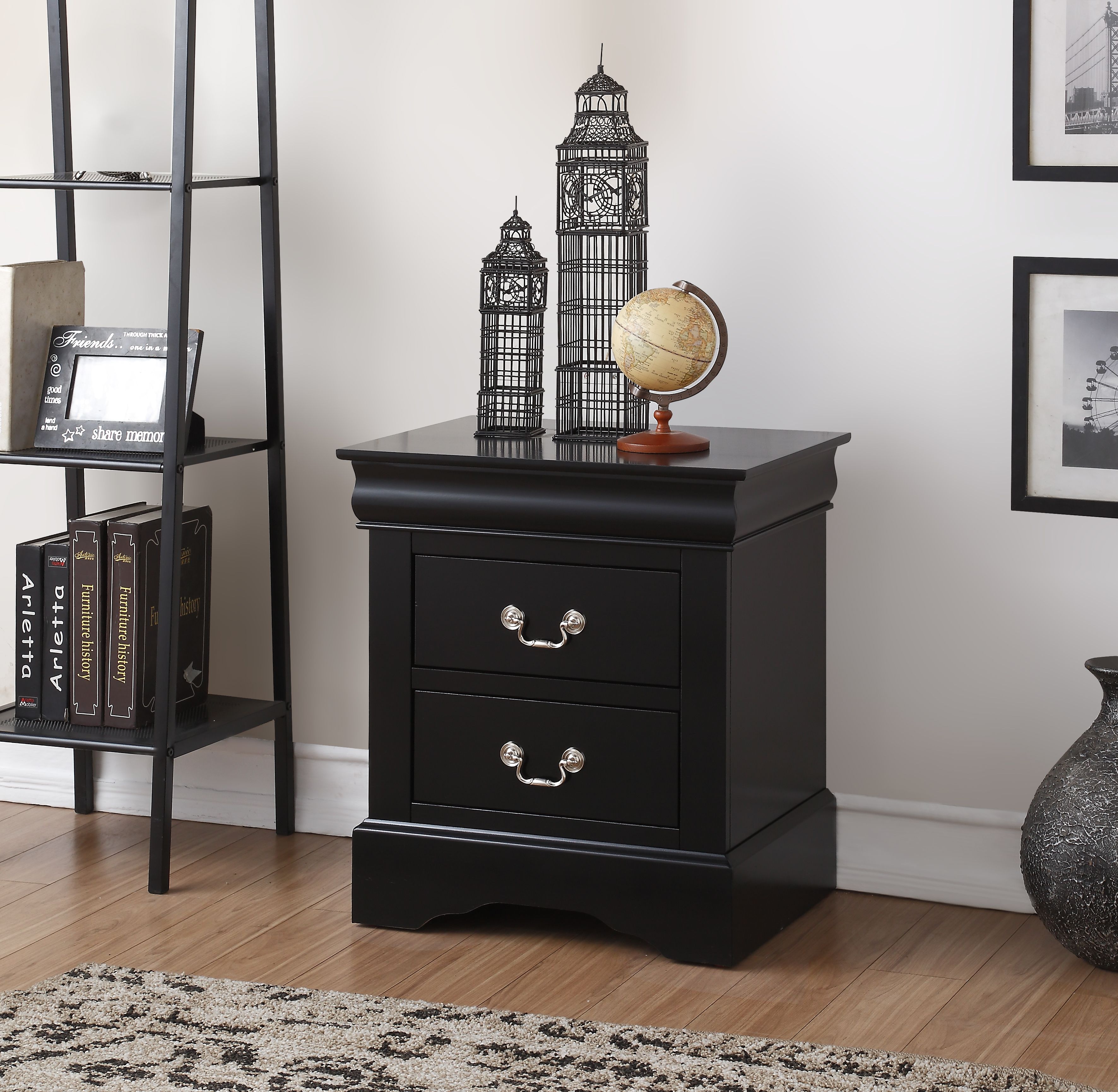 Mesa de noche Louis Philippe III con acabado negro