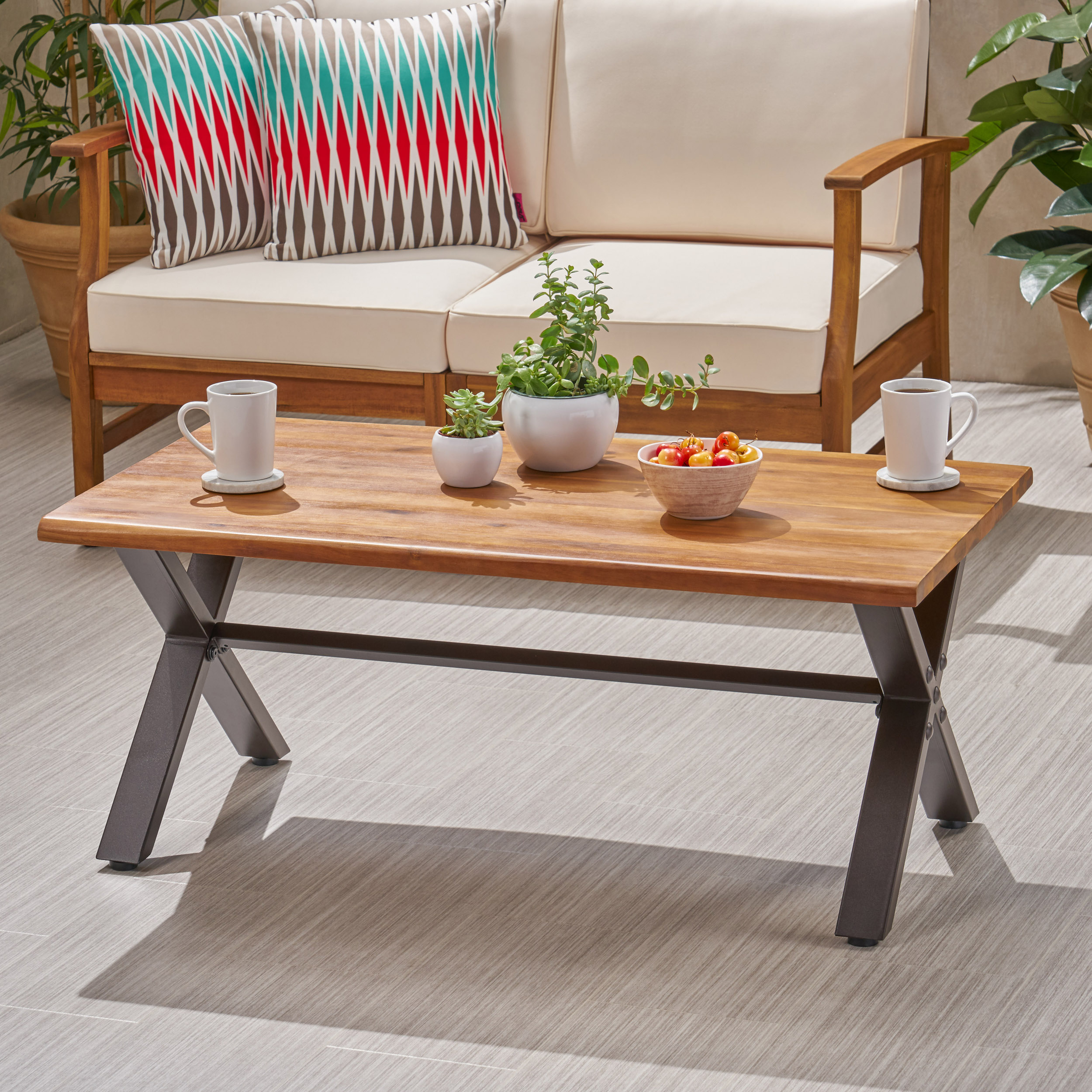 Mesa de centro de madera de acacia para exterior, acabado teca y metal rústico