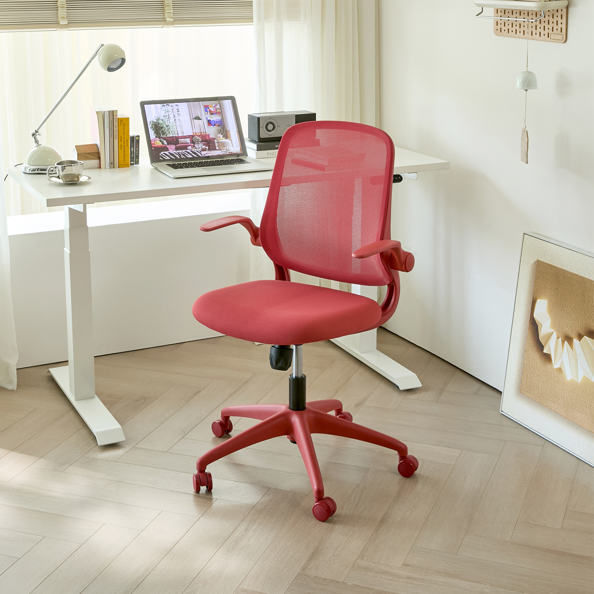 Silla de oficina ergonómica de 350 libras, respaldo de malla, brazos abatibles (Roja)