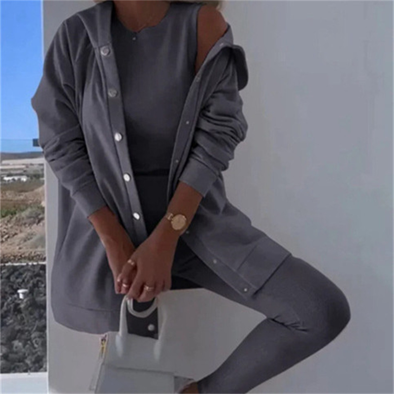 Conjunto deportivo de tres piezas para mujer: sudadera, chaleco y pantalón