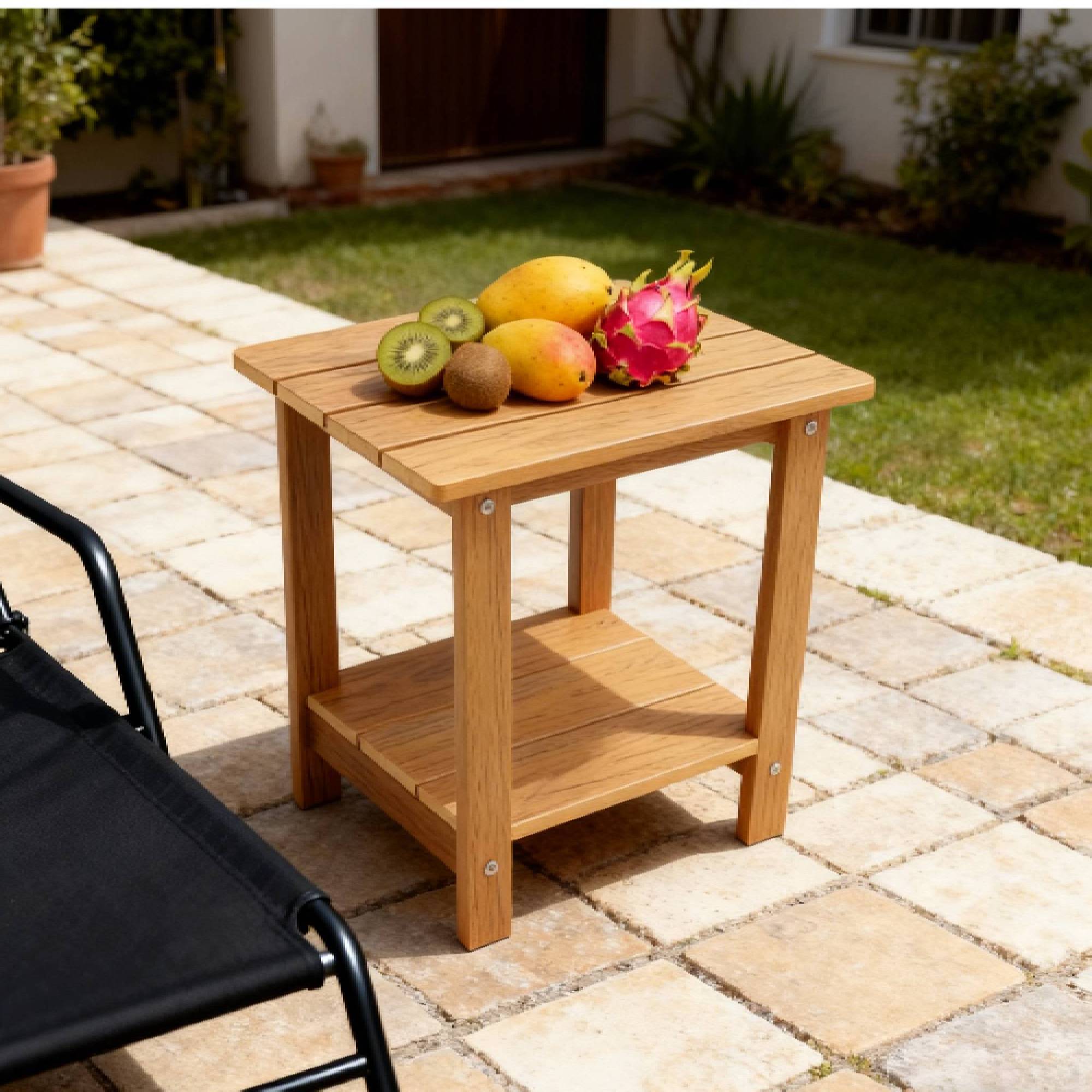 Mesa auxiliar elegante para exterior, material HIPS